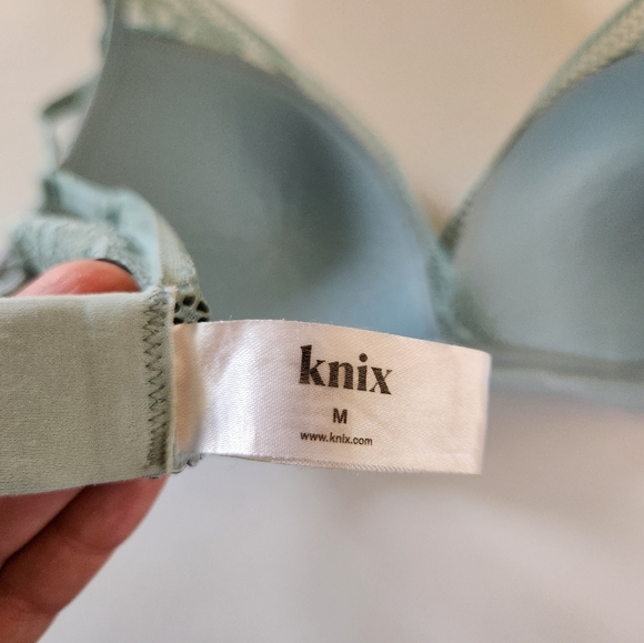 Knix Lace Deep V-Neck Plunge Bra Wireless Wire Free Blue Turquoise Size Medium - Picture 6 of 7